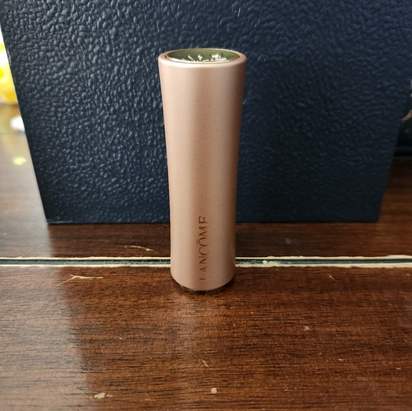 Lancome l'absolute rouge intimatte "french cashmere" - Picture 4 of 5